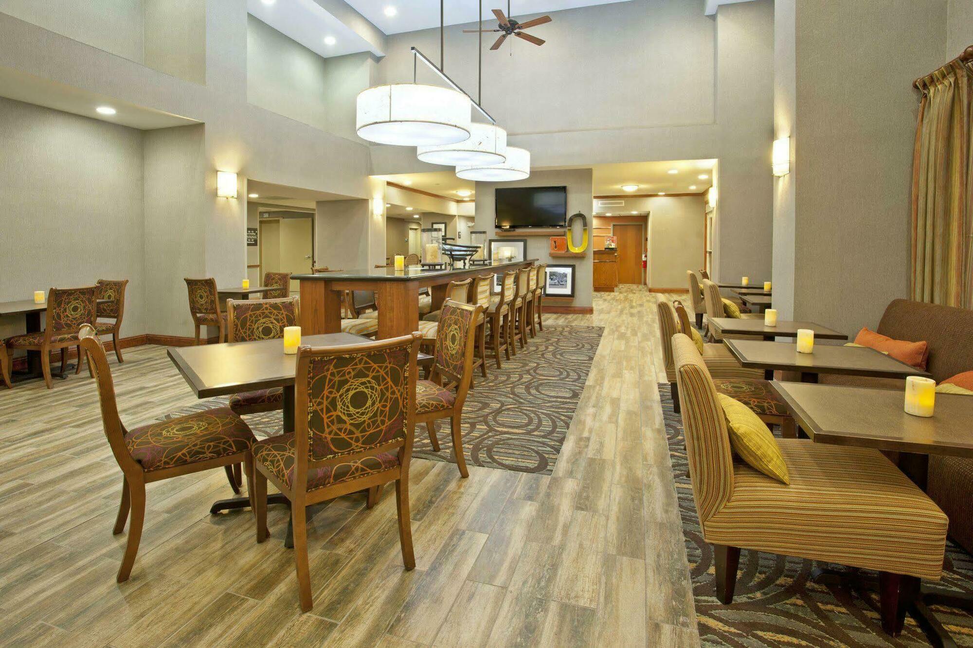 Hampton Inn & Suites Fort Worth-West-I-30 Экстерьер фото